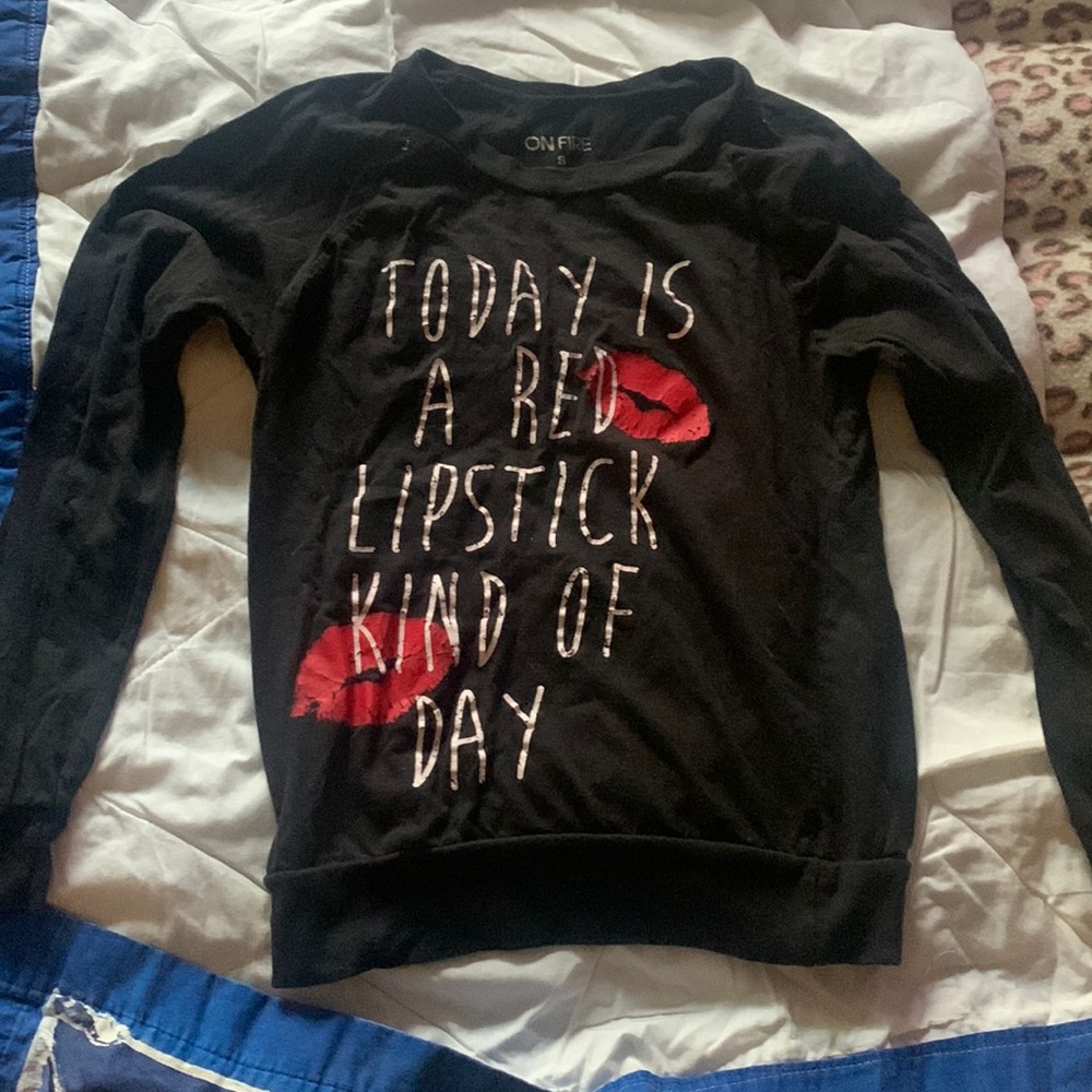 Light graphic sweat shirt